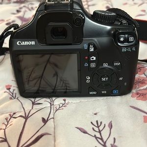 Canon rebel T3 camera